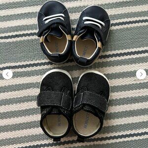 NWOT Robeez Shoes First Kicks Size 9-12 Months
